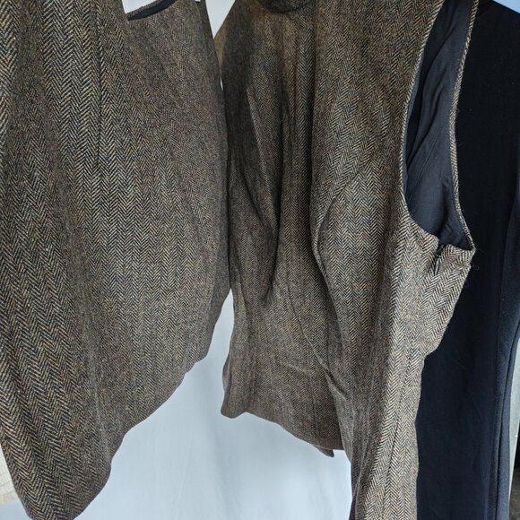 REFORMATION Sutton Top in Brown Herringbone, size 6 - Picture 3 of 8